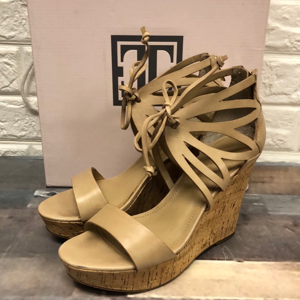 Ivanka Trump Hopela Women's Size 6.5 Tan Cutout Leather Cork Wedge Heels Sandals
